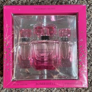 Brand New Victoria Secret Bombshell Perfume